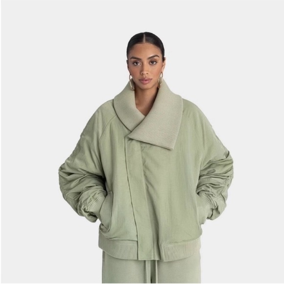 KBB by KAHLANA Jackets & Blazers - KBB by Kahlana X Target Women’s Puffer Jacket XL Light Green NWT Plus Size